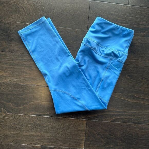 nwot Zyia Active Light N Tight Blue Steel HI Rise Capris 20", Size L - Picture 3 of 8